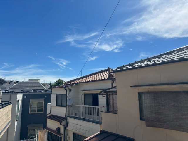 近隣から見た住宅外観
